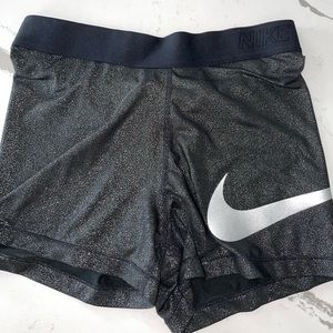 Nike pro Fri-fit shorts size M